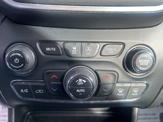 2023 Jeep Cherokee Altitude