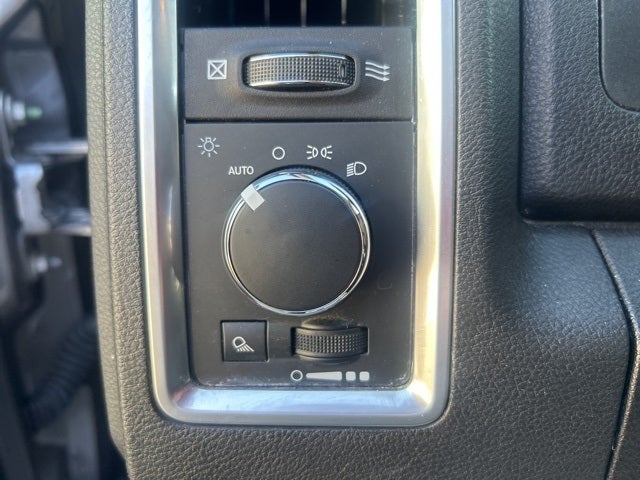 2024 RAM 1500 Classic SLT