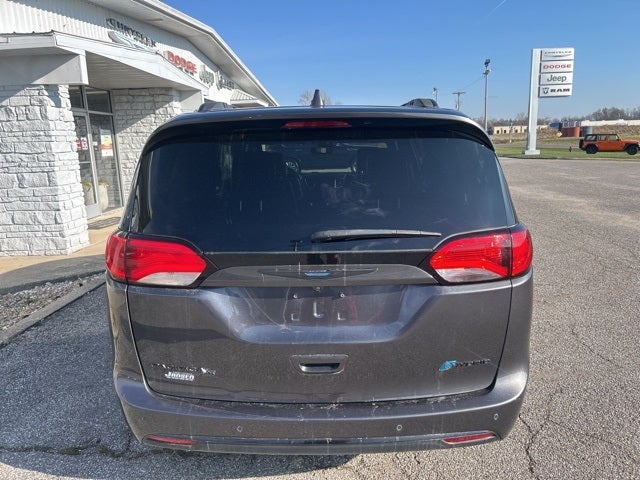 2020 Chrysler Pacifica Hybrid Limited