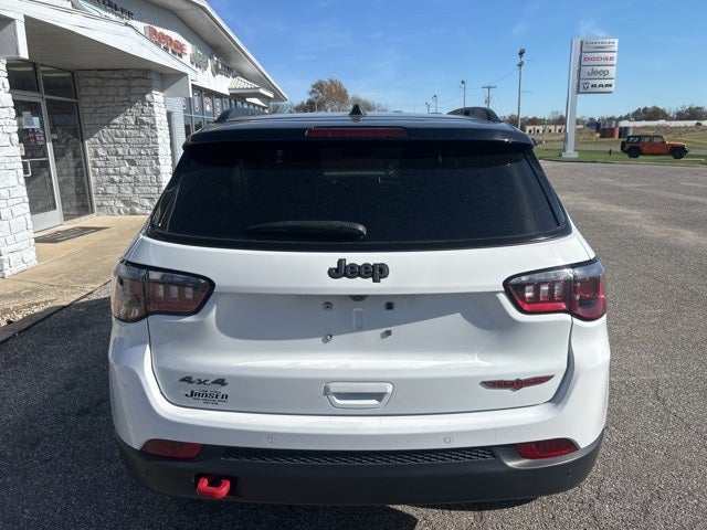 2024 Jeep Compass Trailhawk